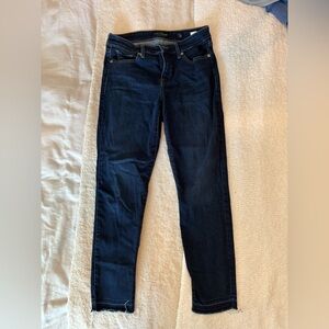 listing-status-banner